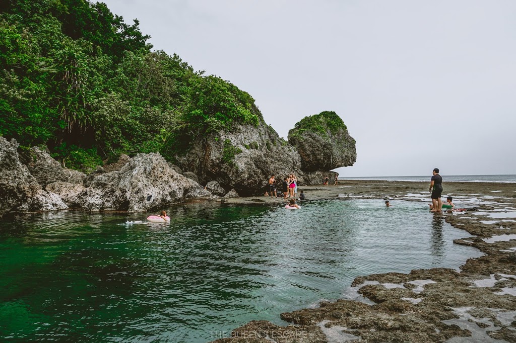 a gloomy day at the rock pools of Siargao