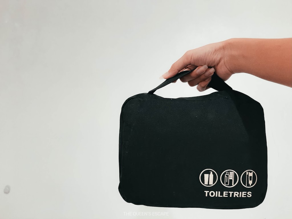 handy black bag for toiletries packing hacks